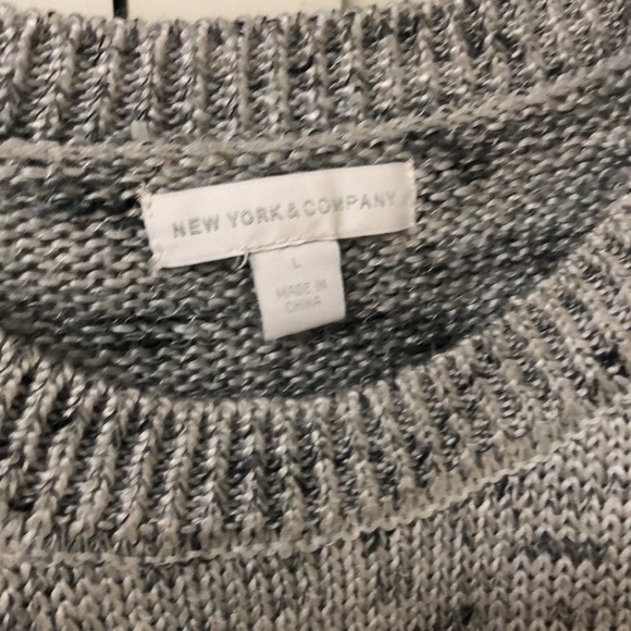 New York bare shoulder sweater - Picture 2 of 5